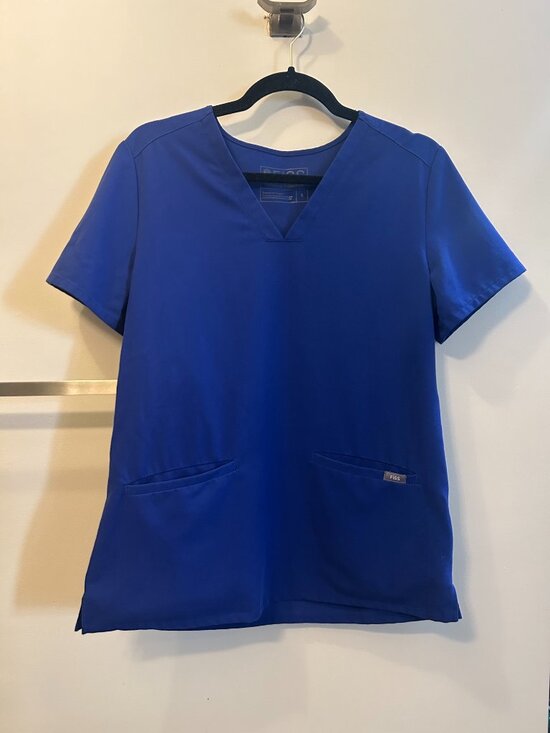 Figs Tops - FIGS Women's Casma Three-Pocket Scrub Top Size S Small Deep Royal Blue FW1100